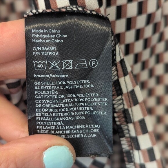 H&M Crepe checkered long sleeve wrap Midi Belted dress Beige Brown Size XS - Picture 8 of 12